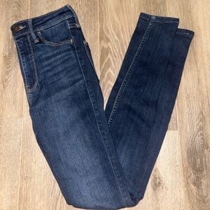 Girls Hollister skinny jeans